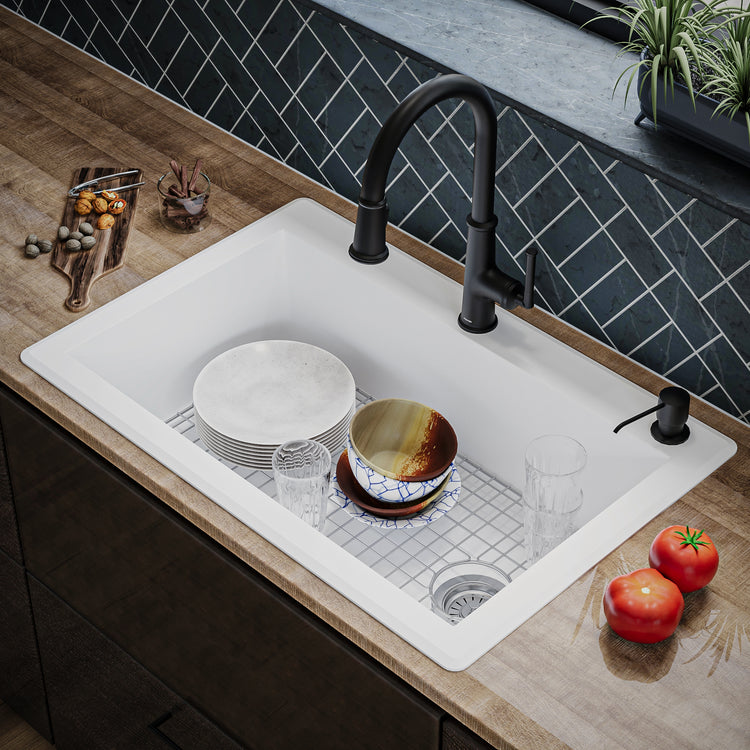 QT-670-WH-PK1 Additional Lifestyle