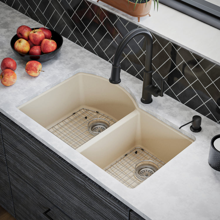 QU-610-BI-PK1 Additional Lifestyle