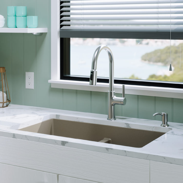 QU-810-CN Additional Lifestyle