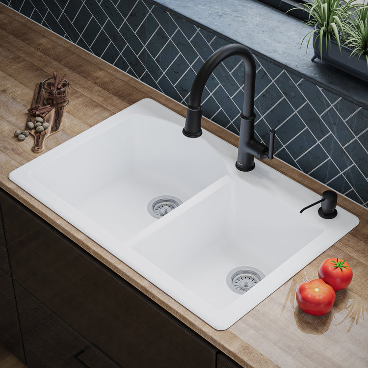QT-610-WH-PK1 Additional Lifestyle