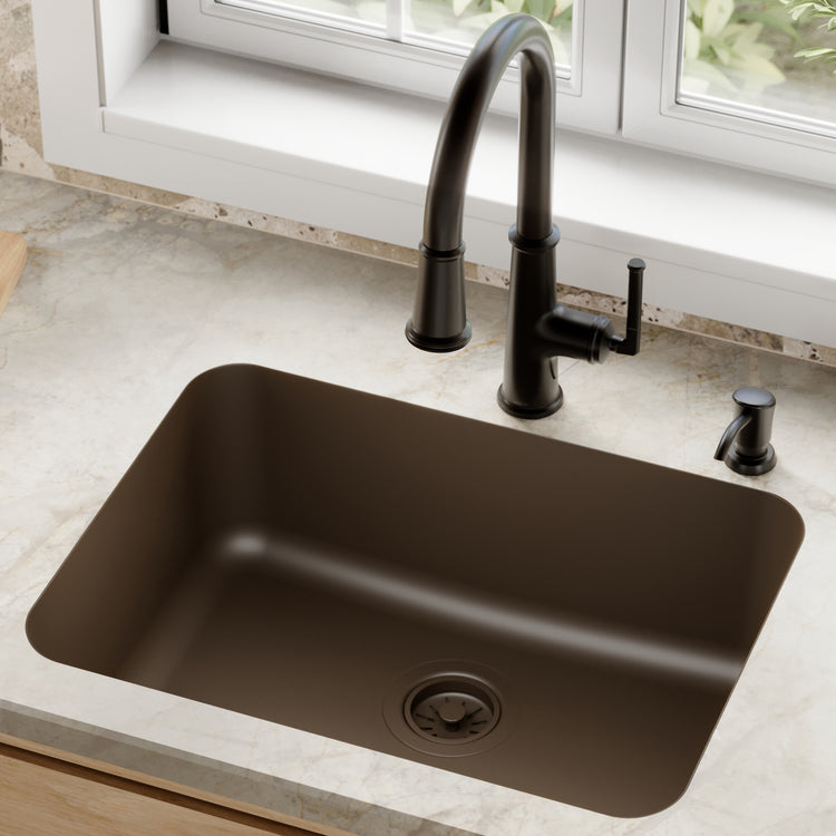 Q-320-BR Main Lifestyle