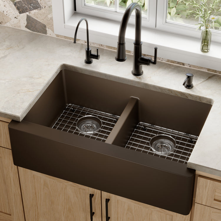 QA-750-BR-PK1 Main Lifestyle