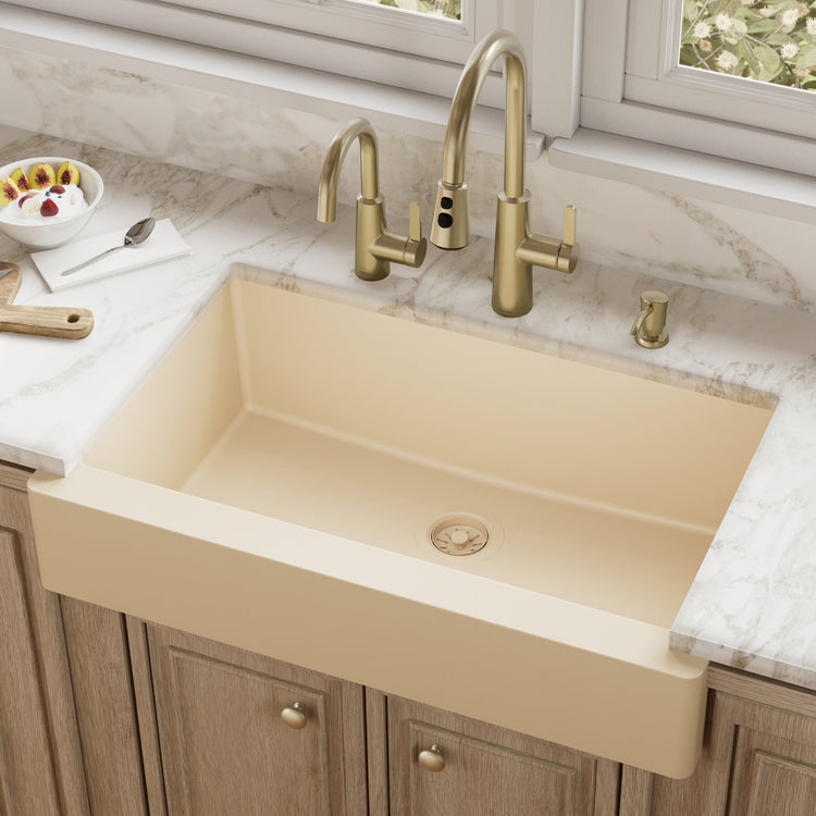 QAR-740-BI Main Lifestyle
