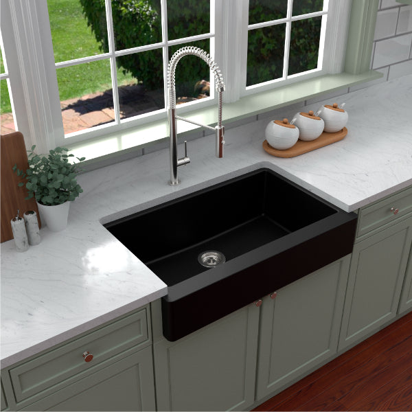 QAR-740-BL Main Lifestyle