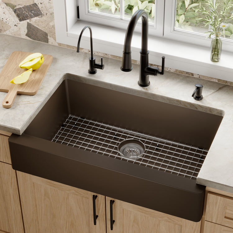 QAR-740-BR-PK1 Main Lifestyle