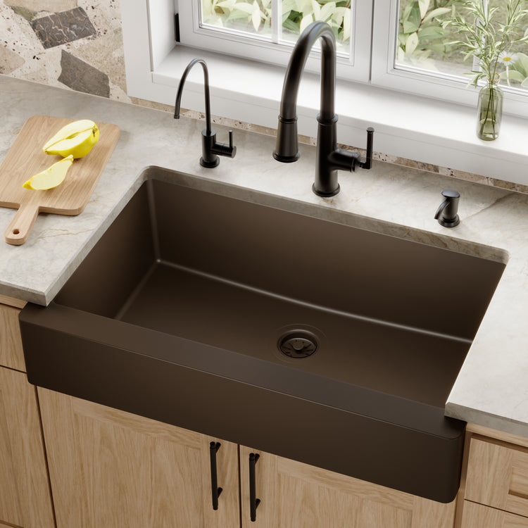 QAR-740-BR Main Lifestyle