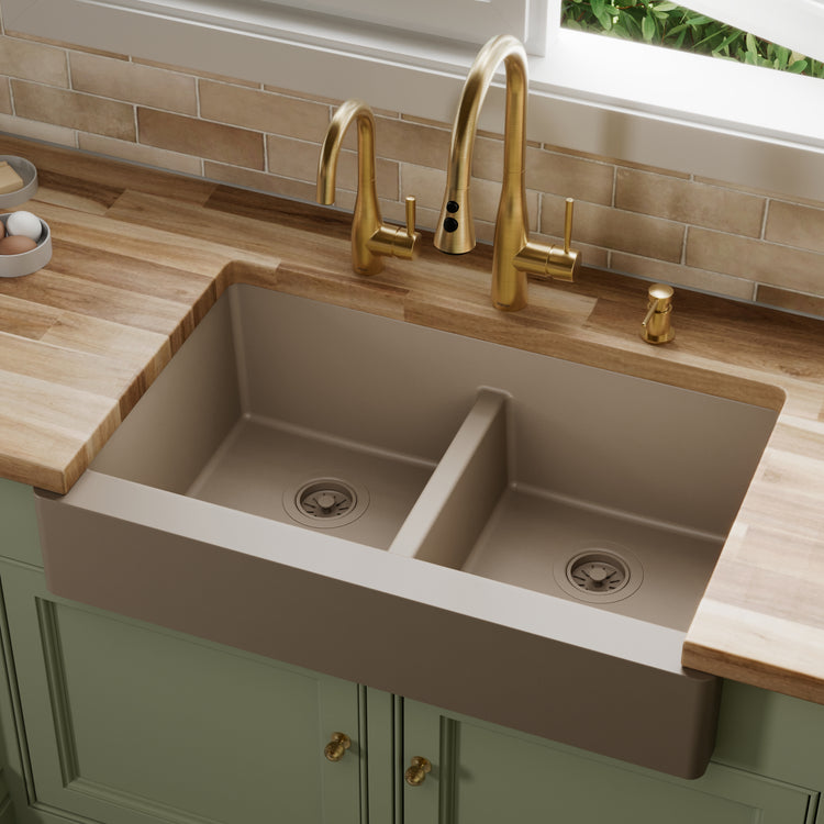 QAR-750-CN Main Lifestyle