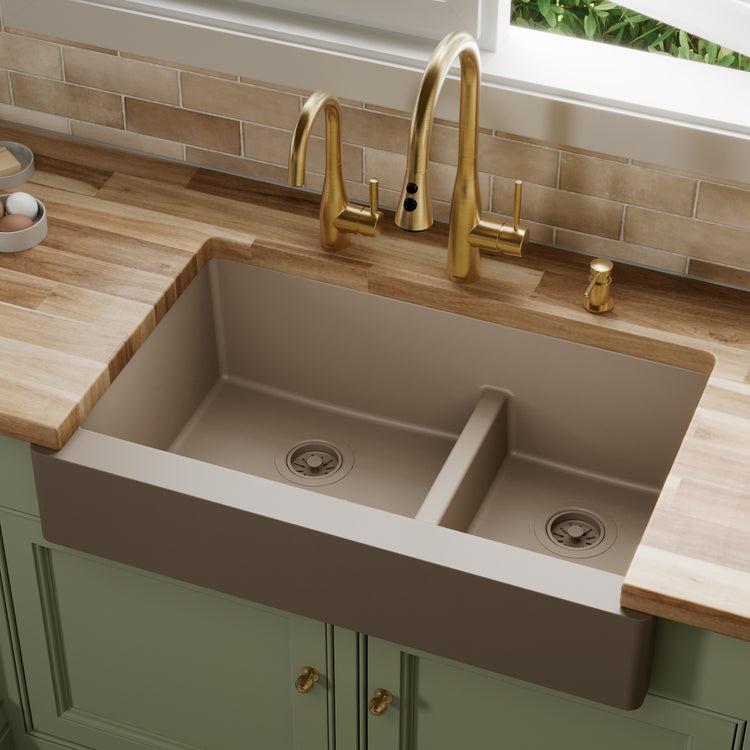 QAR-760-CN Main Lifestyle