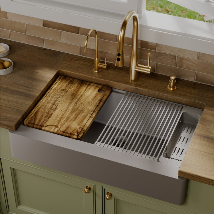 QARWS-740-GR-PK2 Main Lifestyle