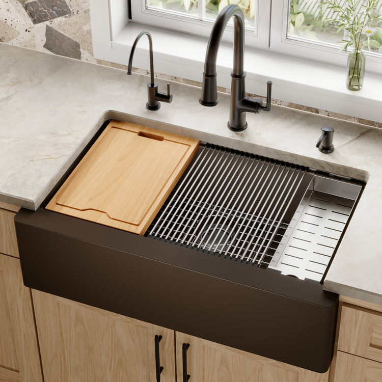 QAWS-740-BR Main Lifestyle