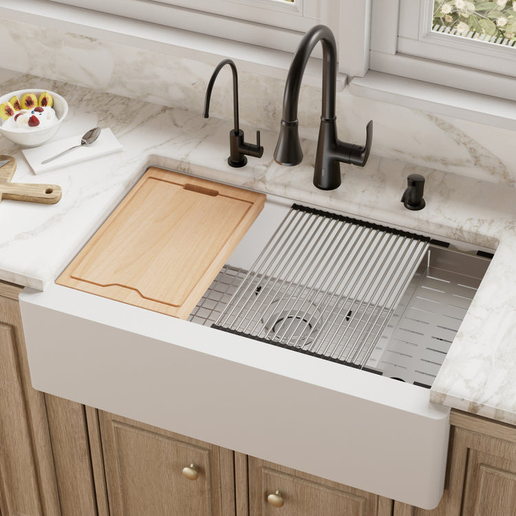 QAWS-740-WH Main Lifestyle