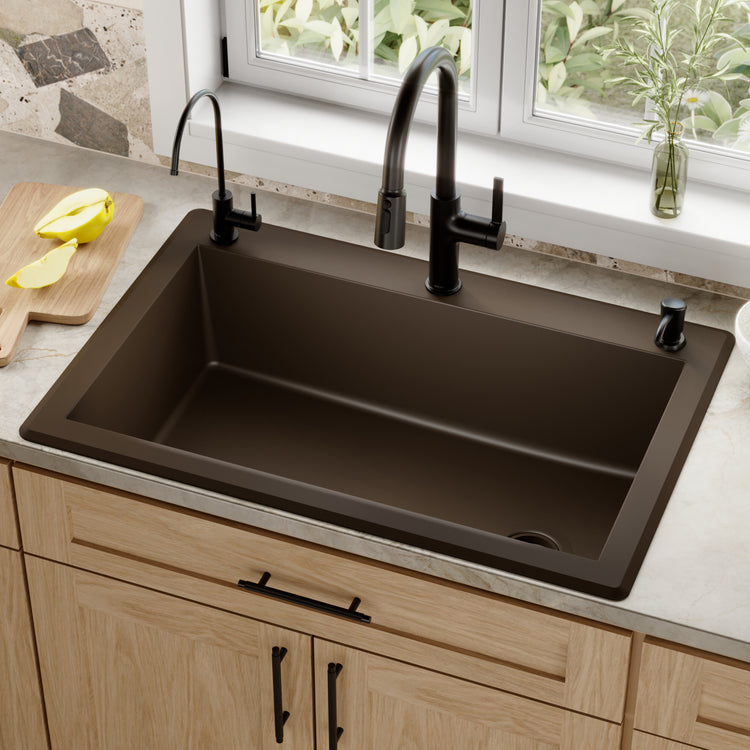 QT-670-BR Main Lifestyle