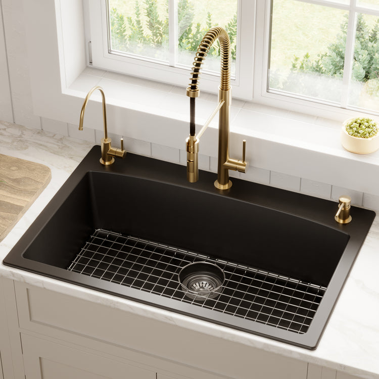 QT-712-BL-PK1 Main Lifestyle