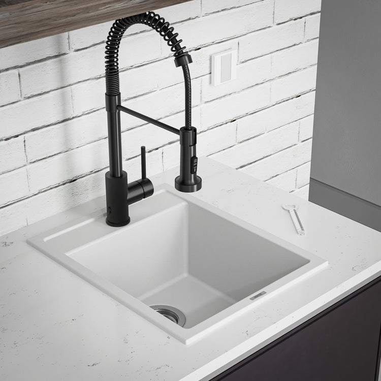 QT-825-WH Main Lifestyle