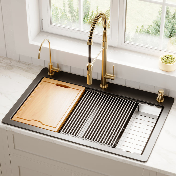 QTWS-880-BL Main Lifestyle
