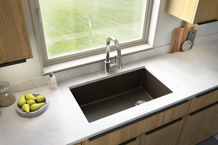 QU-670-BR-PK1 Main Lifestyle