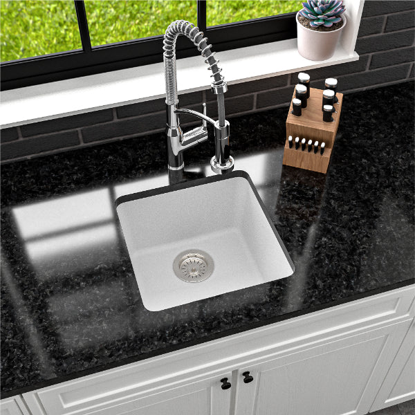 QU-690-WH Main Lifestyle