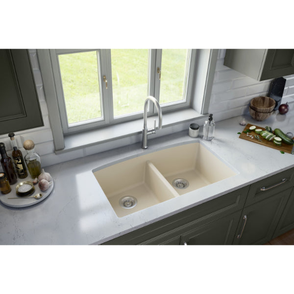 QU-710-BI Main Lifestyle
