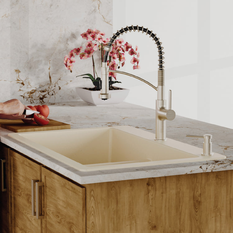 QT-810-BI-PK1 Additional Lifestyle