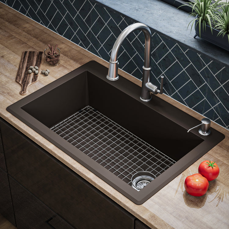 QT-670-BR-PK1 Additional Lifestyle