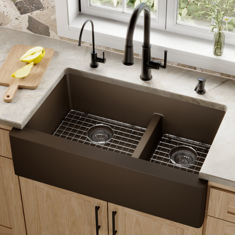 QA-760-BR-PK1 Main Lifestyle