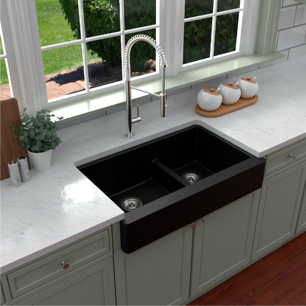 QAR-760-BL Main Lifestyle