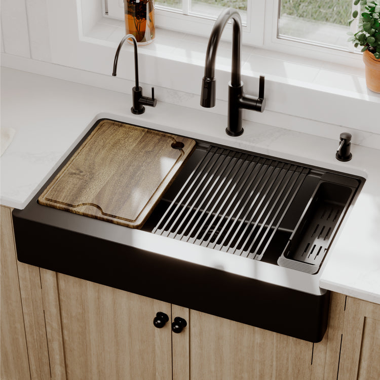 QARWS-740-BL-PK2 Main Lifestyle