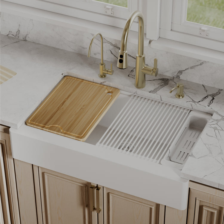 QARWS-740-WH-PK2 Main Lifestyle