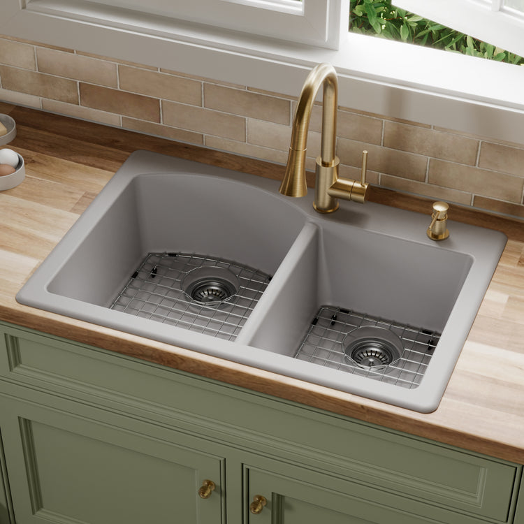 QT-610-GR-PK1 Main Lifestyle