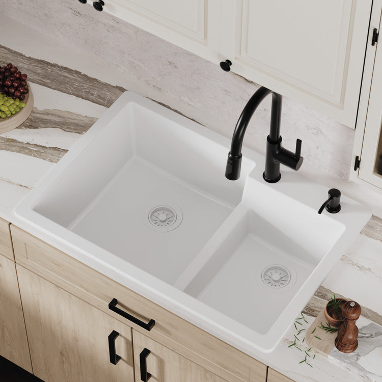 QT-811-WH Main Lifestyle