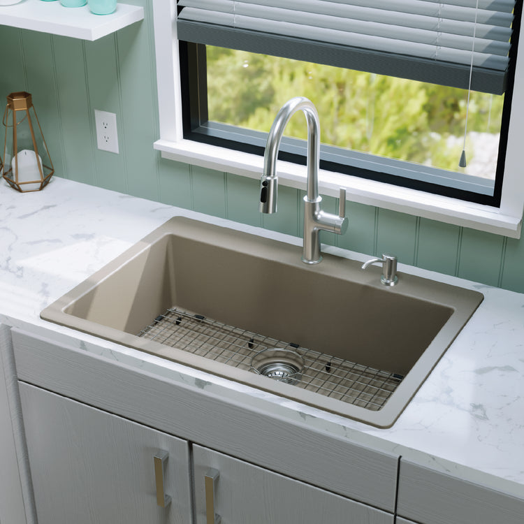QT-812-CN-PK1 Main Lifestyle