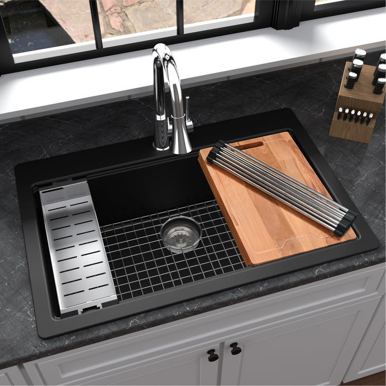 QTWS-875-BL Main Lifestyle